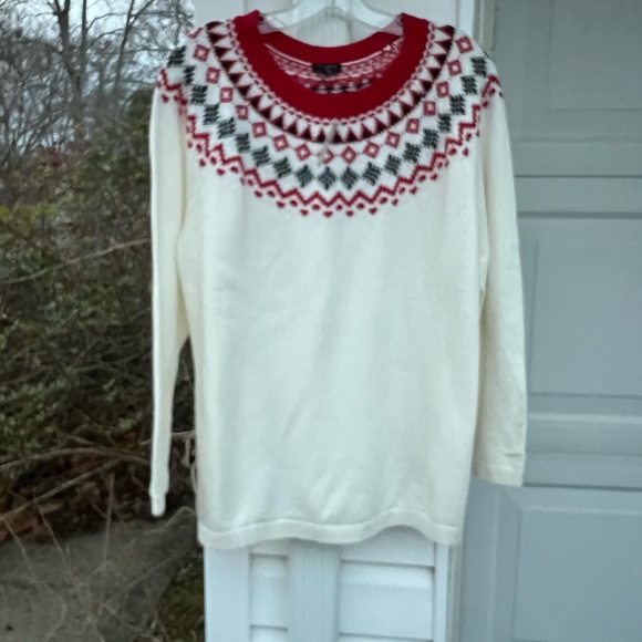 Talbots Sweaters - NWT Talbots Cozy Cream Red Black Fair Isle Long Sleeve Sweater